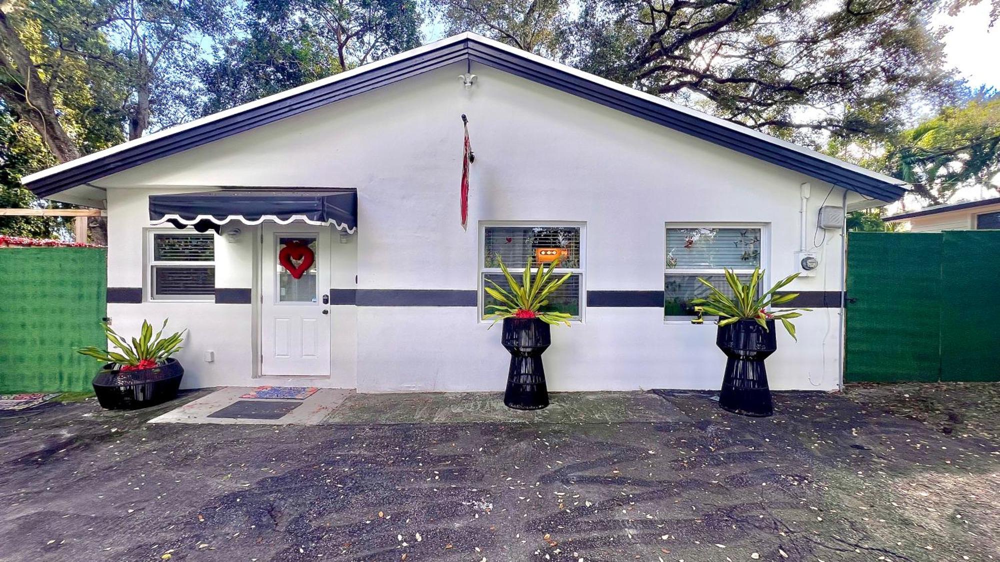 Private Guest House Μαϊάμι Εξωτερικό φωτογραφία